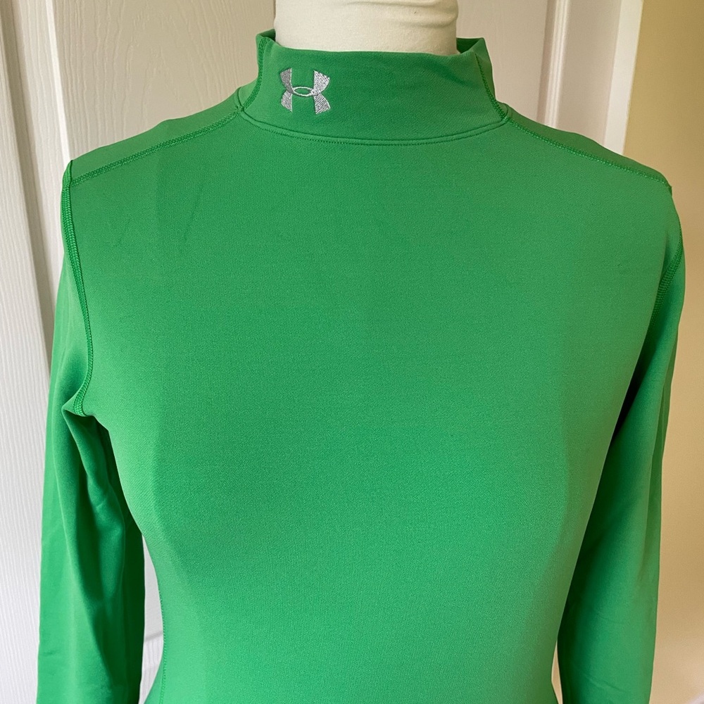Under Armour Women's Green Long Sleeve Top